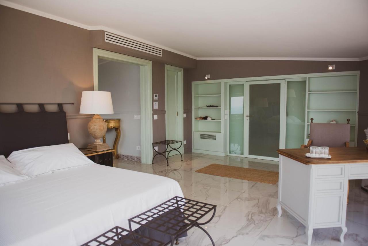 La Librata Boutique Hotel Terracine Extérieur photo