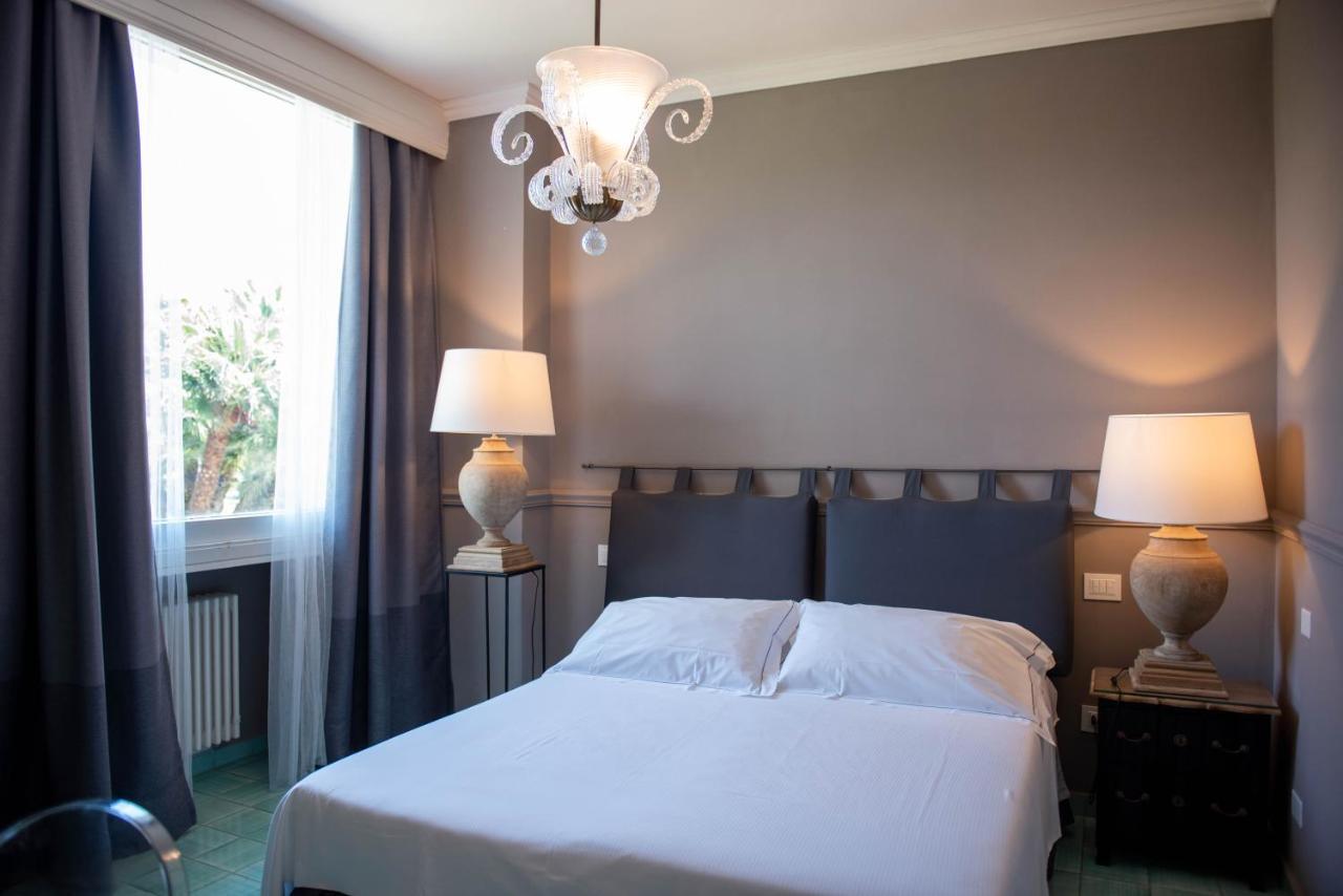 La Librata Boutique Hotel Terracine Extérieur photo